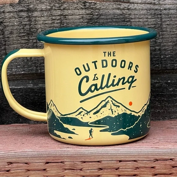 The Gentleman’s Hardware “The Outdoors Is Calling” Enamel Mug – 11 oz - Picture 7 of 7